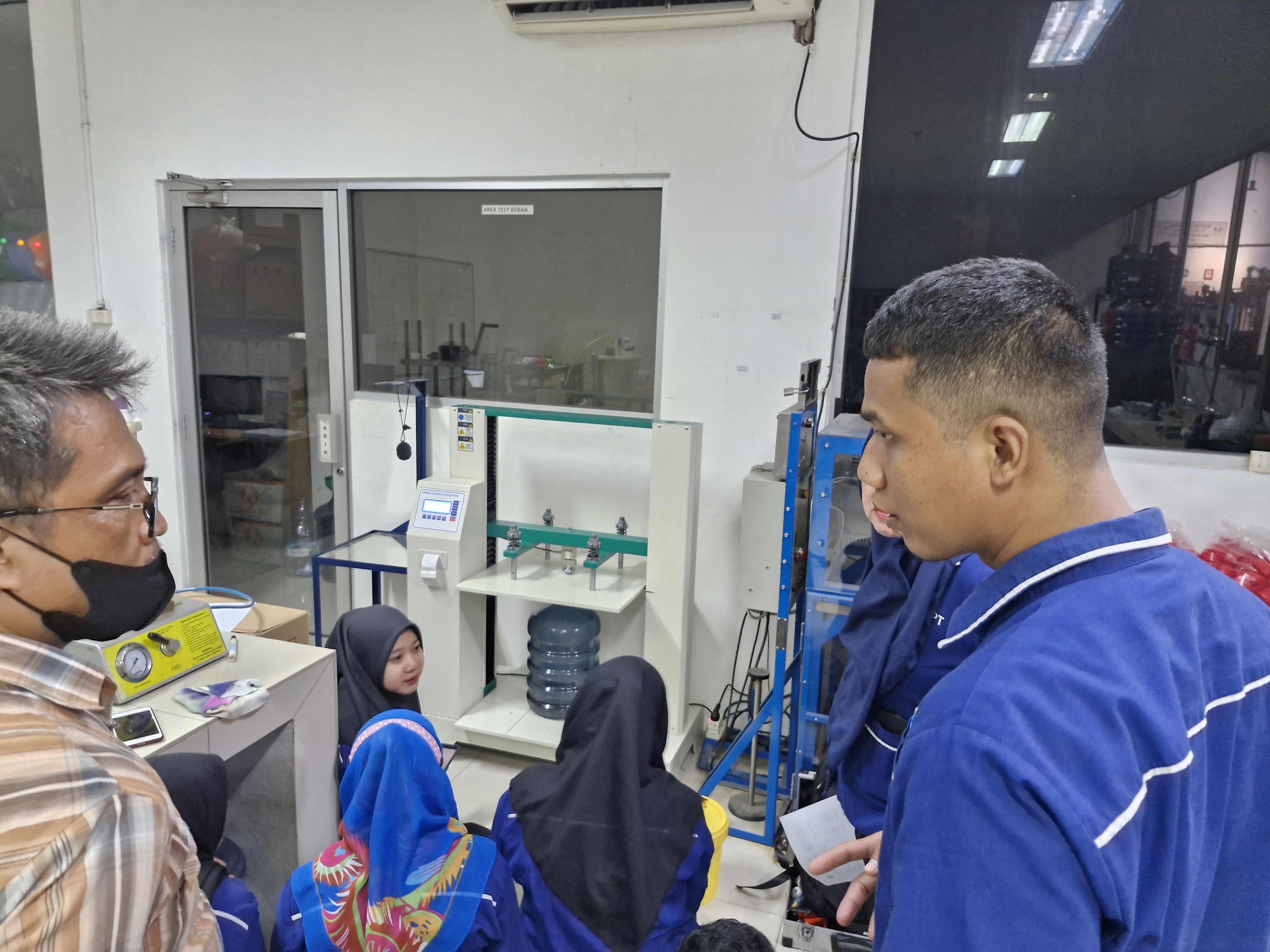 Laboratorium Utama